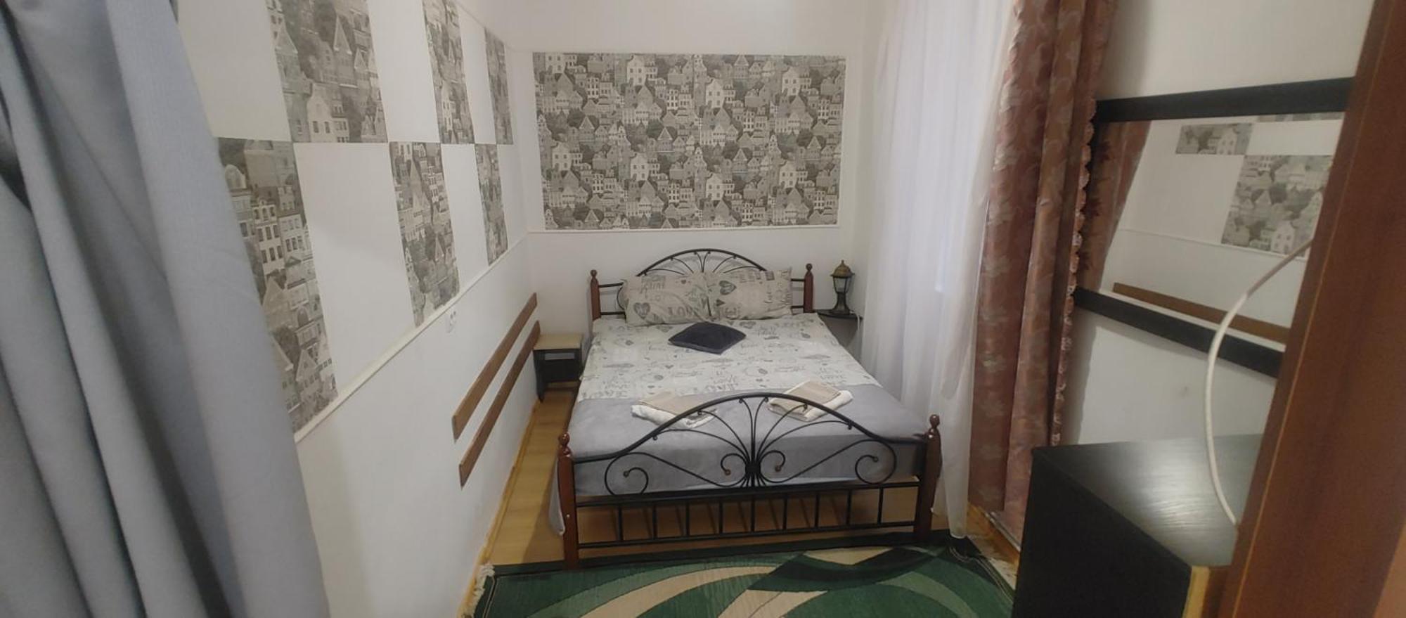 Apartment Near Rynok Square リヴィウ エクステリア 写真